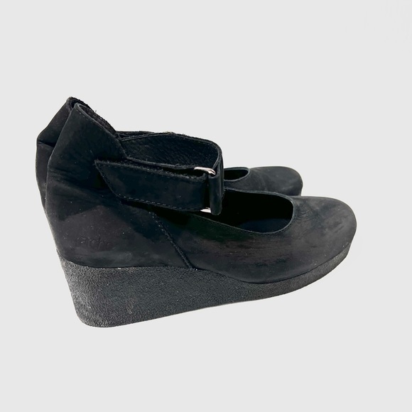 $340 ARCHE France US 8/EU 39 Black Suede Nubuck Mary Jane’s Pumps Shoes - Picture 3 of 13